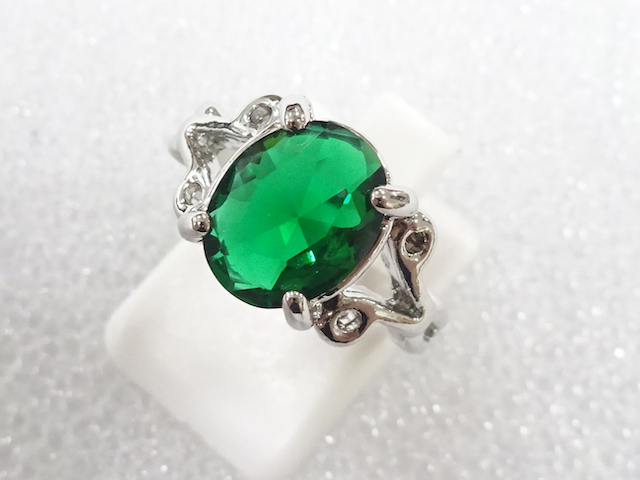 JAPANESE KIMONO / ANTIQUE COLORED STONE RING (SIZE 13)